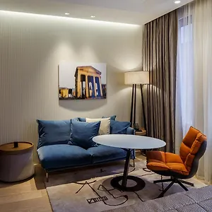 https://cavour-milan.it-lombardy.com